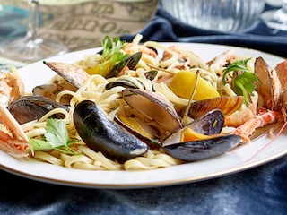 Pâtes aux fruits de mer, sauge et câprons