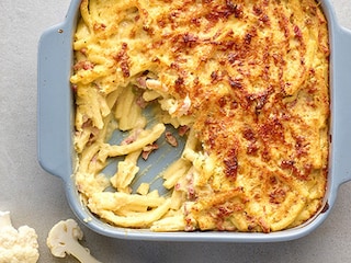 Macaronis à la carbonara de chou-fleur