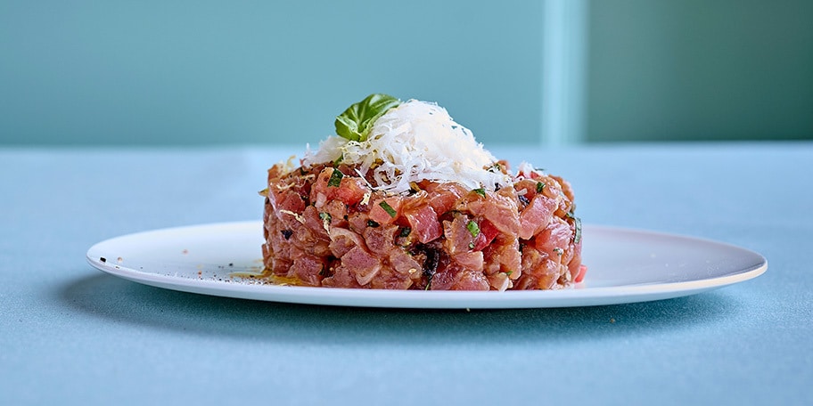 Tartare de thon à l’huile de truffe