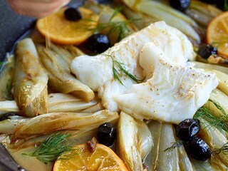 Cabillaud aux chicons, à l’orange et aux olives