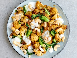 Chou- fleur sauté à l’orange, noix de cajou et cinq-épices chinoises