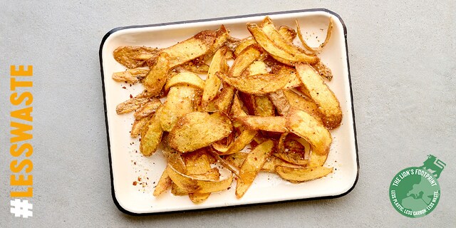 Chips van aardappelschillen