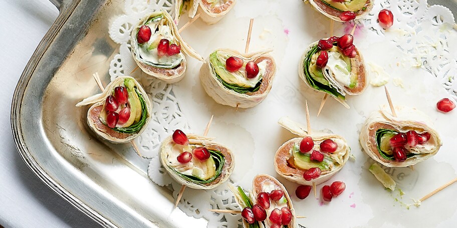 Wraps au saumon fumé et à la grenade