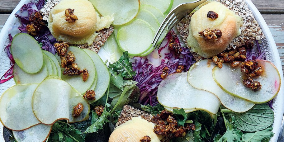 Salade au chèvre chaud
