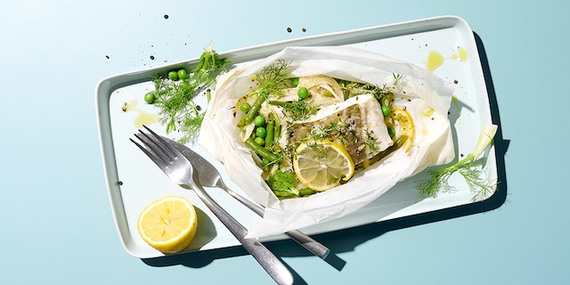 Papillotes de cabillaud aux légumes, citron et thym