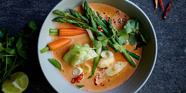 Poulet au curry rouge