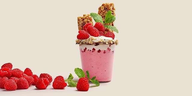 Freakshake sain aux fruits rouges