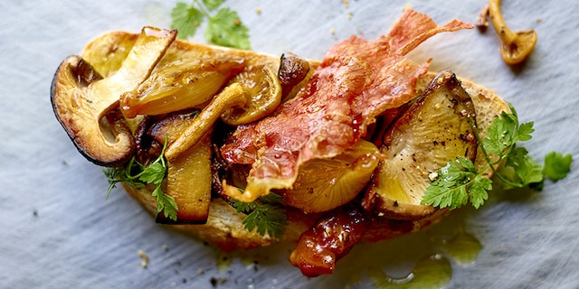 Toast aux champignons de luxe