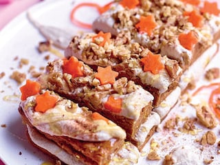 Carrot cake met cashewglazuur