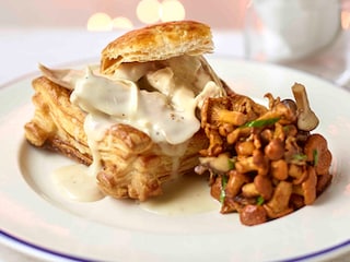 Vol-au-vent de pintade aux champignons des bois