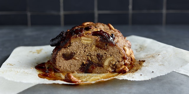 Vulling met dadels, ras el hanout en cashewnoten (Souk souk)