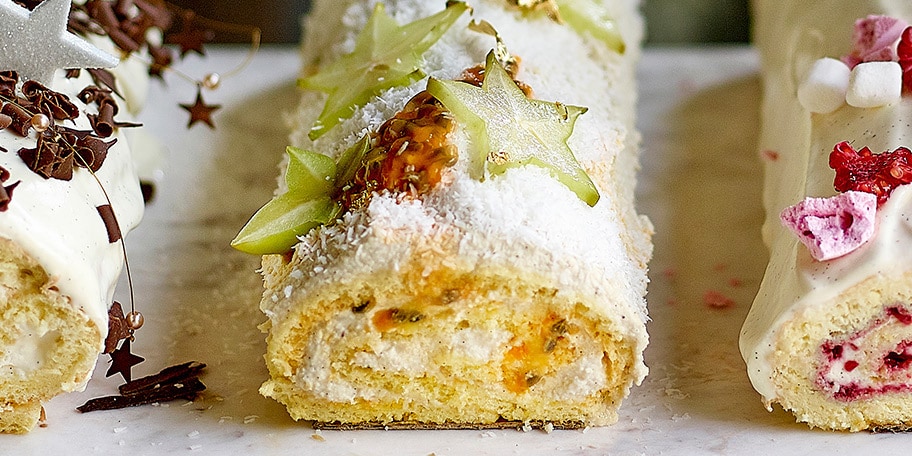 Lactosevrije kerststronk met kokos en exotisch fruit