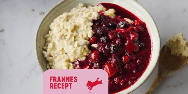 Porridge met rodevruchtencompote