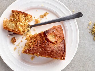 Cake spéculoos aux poires et au quinoa