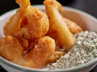 Beignets de merlan à la bière Fourchette et sauce tartare