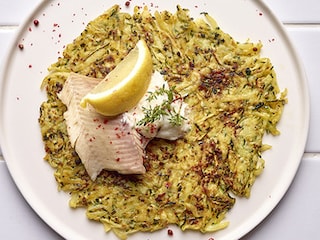 Rösti’s met courgettes en gerookte forel