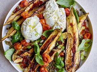 Salade de lentilles aux aubergines et burrata