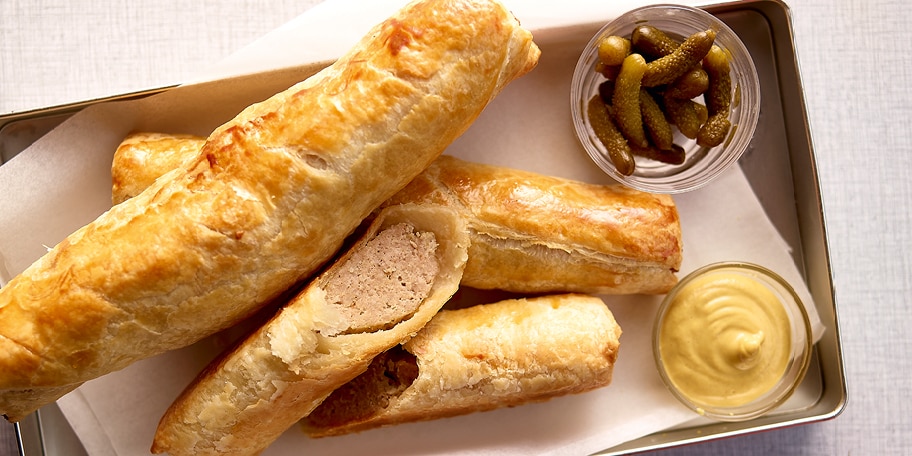 Homemade worstenbroodjes