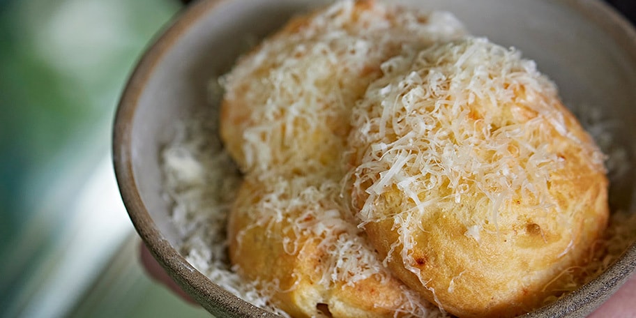 Gougères aux comté