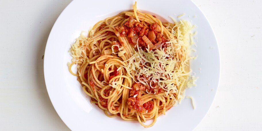 Spaghettis à la sauce bolognaise végétarienne