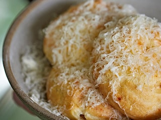 Gougères aux comté