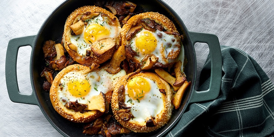 Petits pains farcis aux champignons et aux œufs