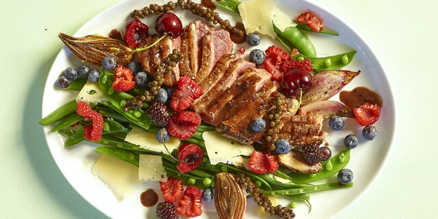 Magret de canard aux fruits rouges