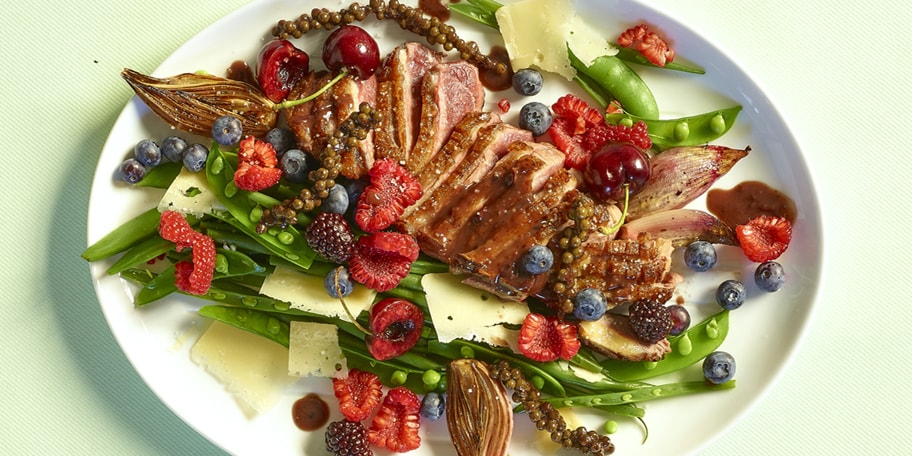 Magret de canard aux fruits rouges