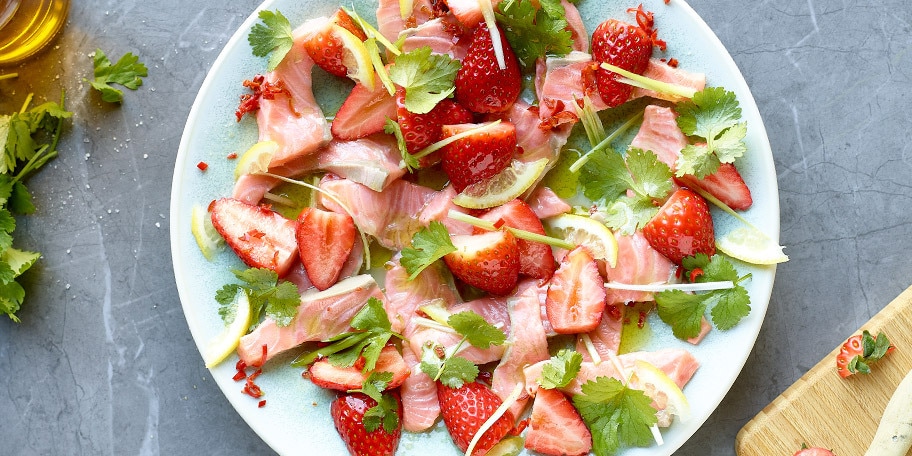 Ceviche de saumon aux fraises