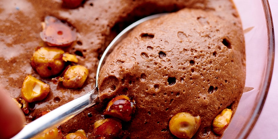 Chocolademousse met hazelnoten