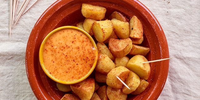 Patatas bravas