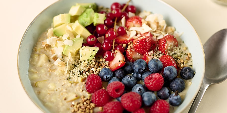 Pimped porridge aux fruits rouges