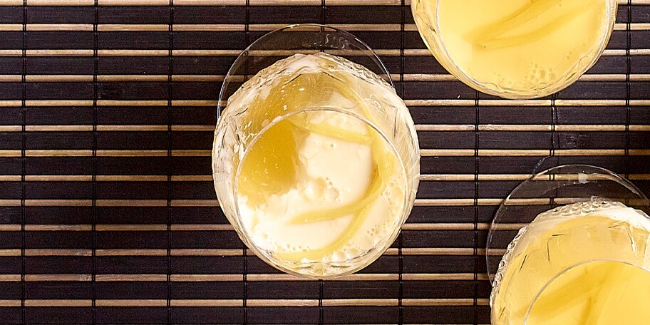Che Dau Hu Nuoc Duong Gung - Panna cotta de soja, sirop de gingembre