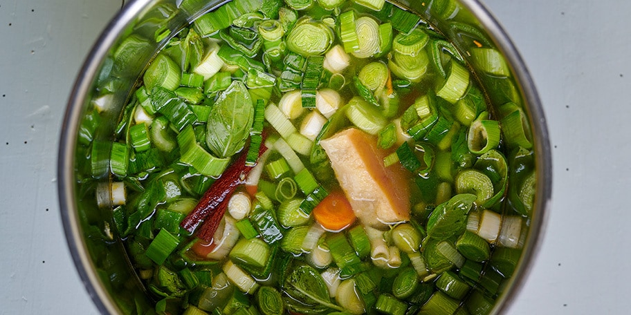 Eenvoudige groentebouillon