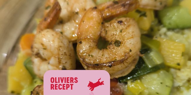 Scampi, quinoa en fijne groenten met kokosmelk en zachte curry