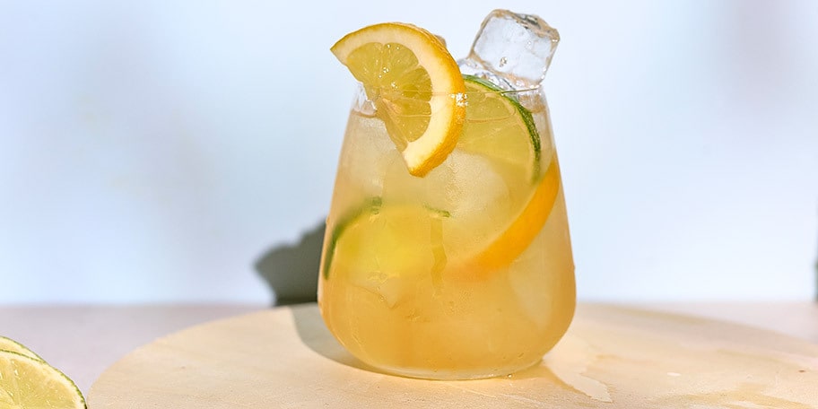 Lemoni Bubbly (English seltzer)