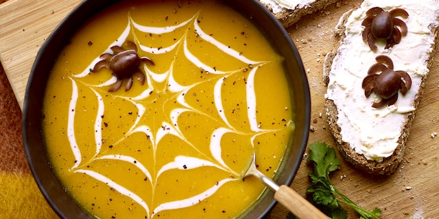 Soupe au potiron et aux araignées
