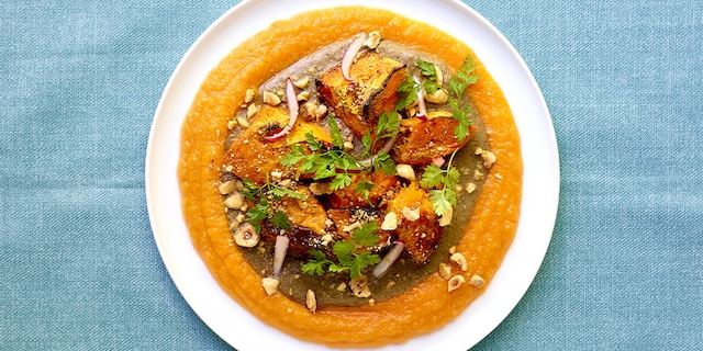 Duo van butternut met champignonsaus en rode uienpickles