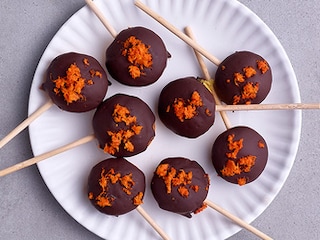 Cake-pops met mandarijen en chocolade