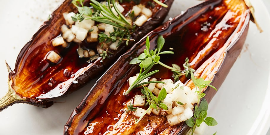 Gekaramelliseerde aubergines met Luikse siroop door Seppe Nobels