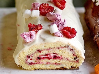 Bûche de Noël sans gluten aux framboises