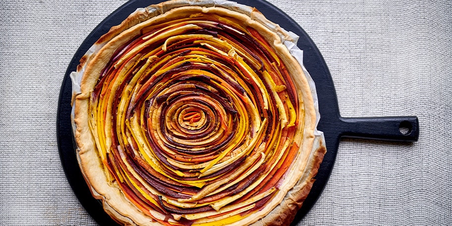 Tarte spirale aux carottes tricolores