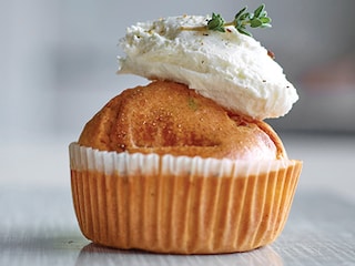 Muffins aux lardons et chèvre frais