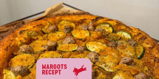 Bladerdeegpizza met courgettes en chipolata’s