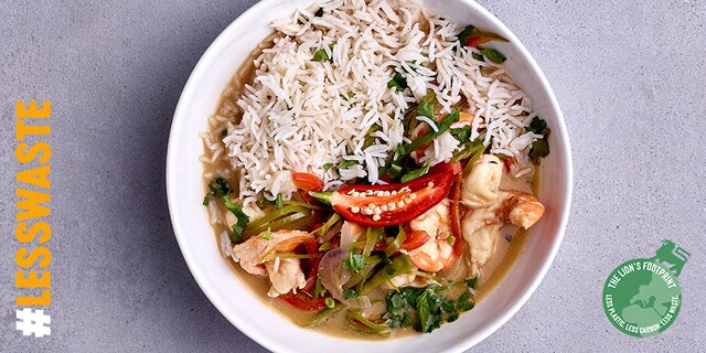 Soupe-repas aux crevettes, façon tom kha kai