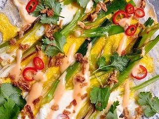 Bánh Tráng Nu'ó'ng (Vietnamese pizza)