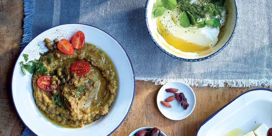 Fava met linzen en spliterwten