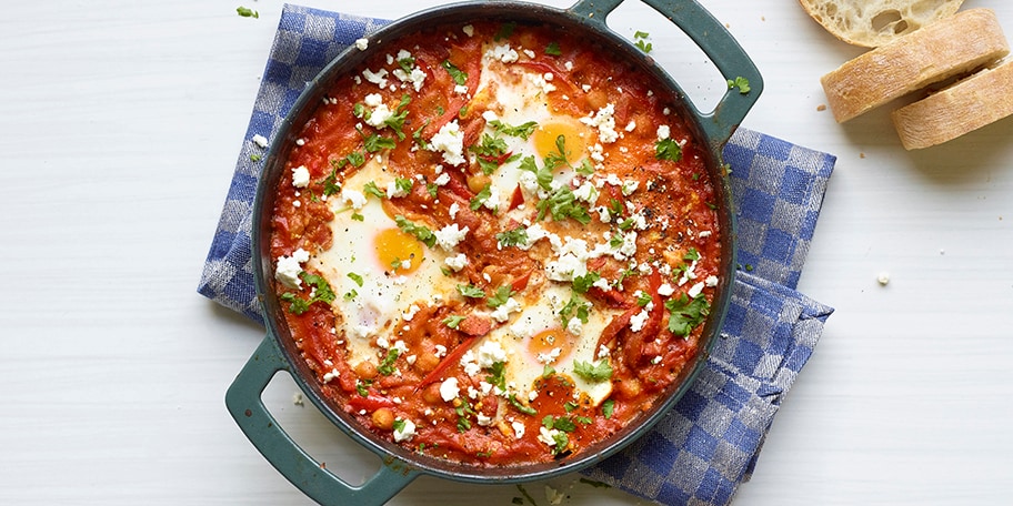 Shakshuka met kikkererwten en feta