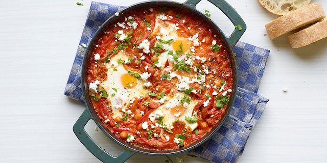 Shakshuka met kikkererwten en feta