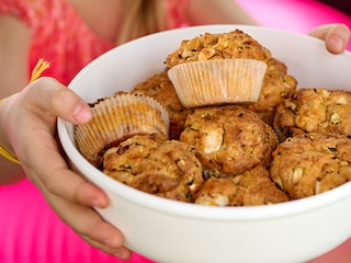 Muffins aux courgettes, feta et tomates séchées